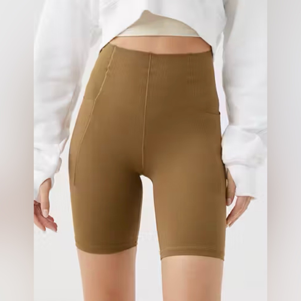 OFFLINE By Aerie Real Me Xtra Hold Up! Pocket 7" Bike Short size Small
